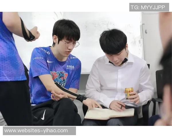 LNG战术引发热议分析团队配合与个人表现的矛盾与挑战